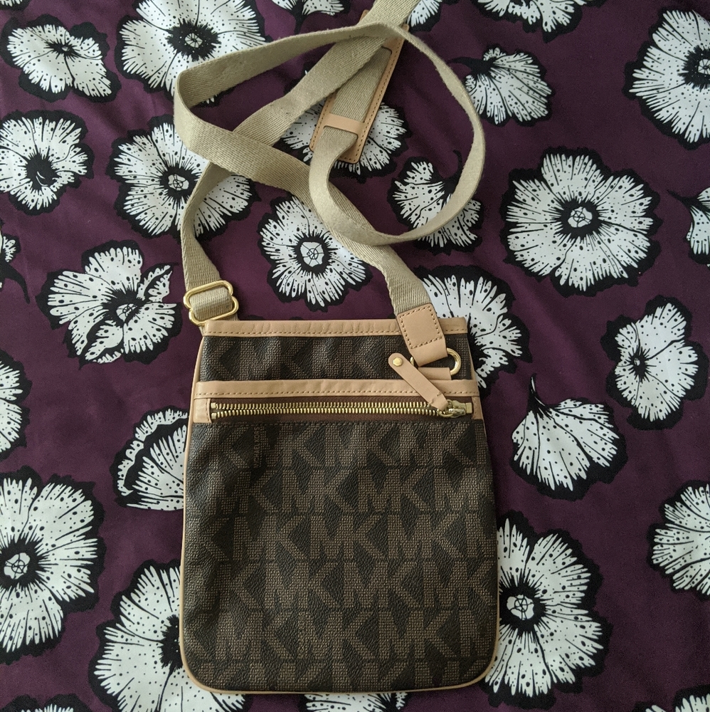 Michael Kors Crossbody